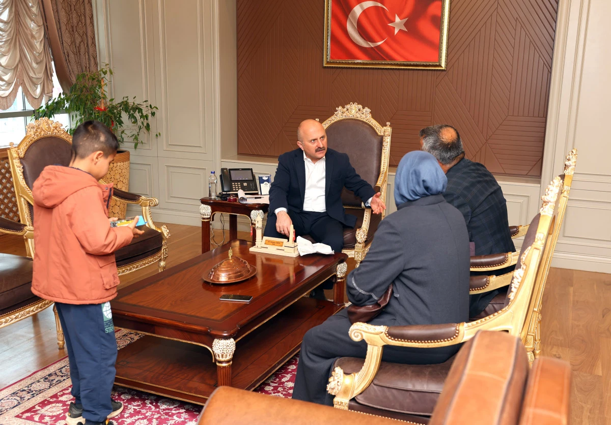 Vali Varol, Halk Buluşmalarında Vatandaşlarla Bir Araya Geldi