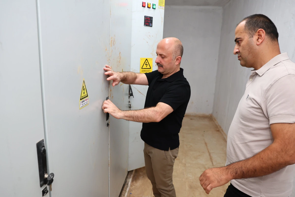Vali Varol’dan Örenli Kalıcı Deprem Konutlarına Habersiz Denetim
