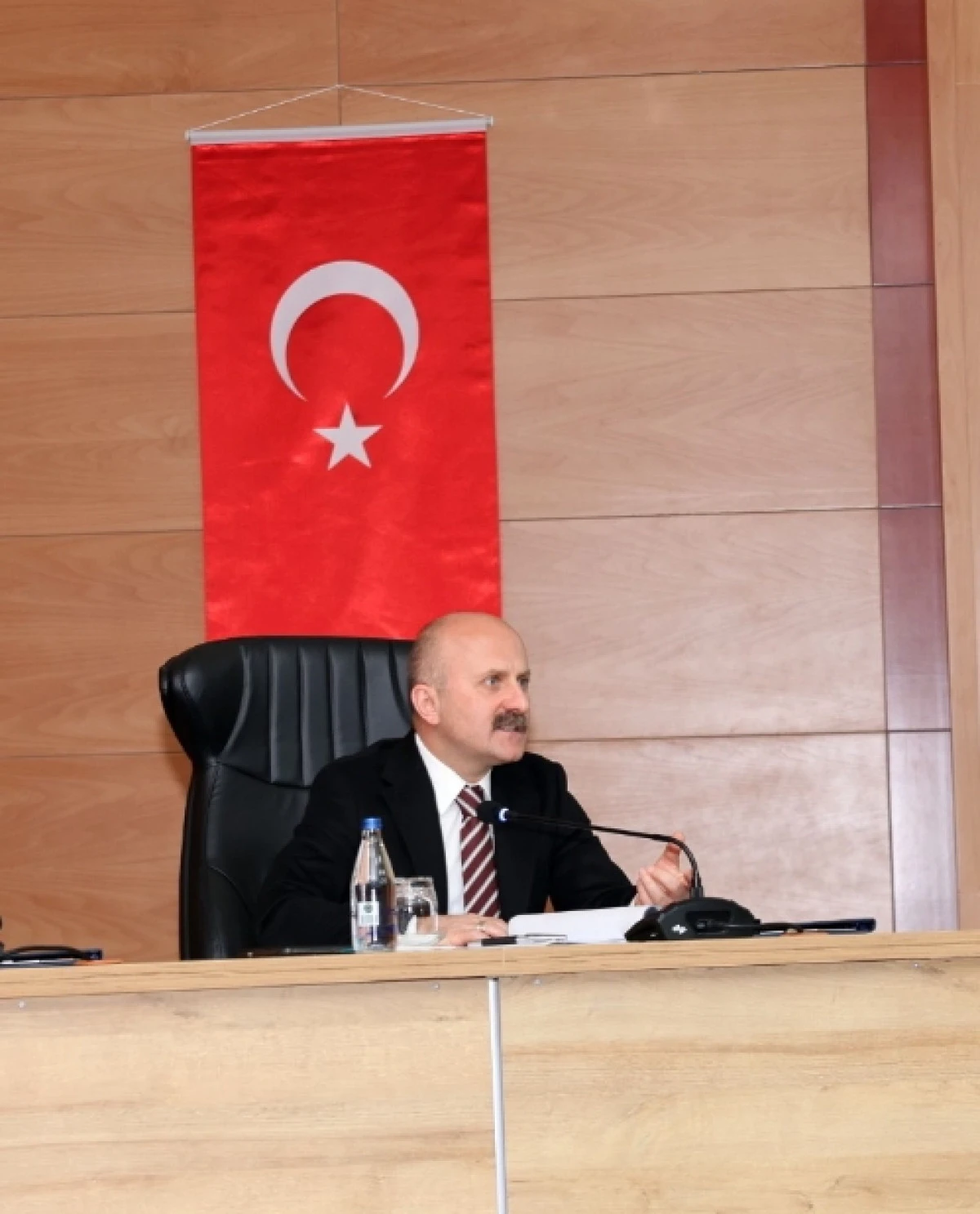 Vali  Varol&rsquo;un &ldquo;23 Nisan Ulusal Egemenlik ve &Ccedil;ocuk Bayramı&rdquo; Mesajı