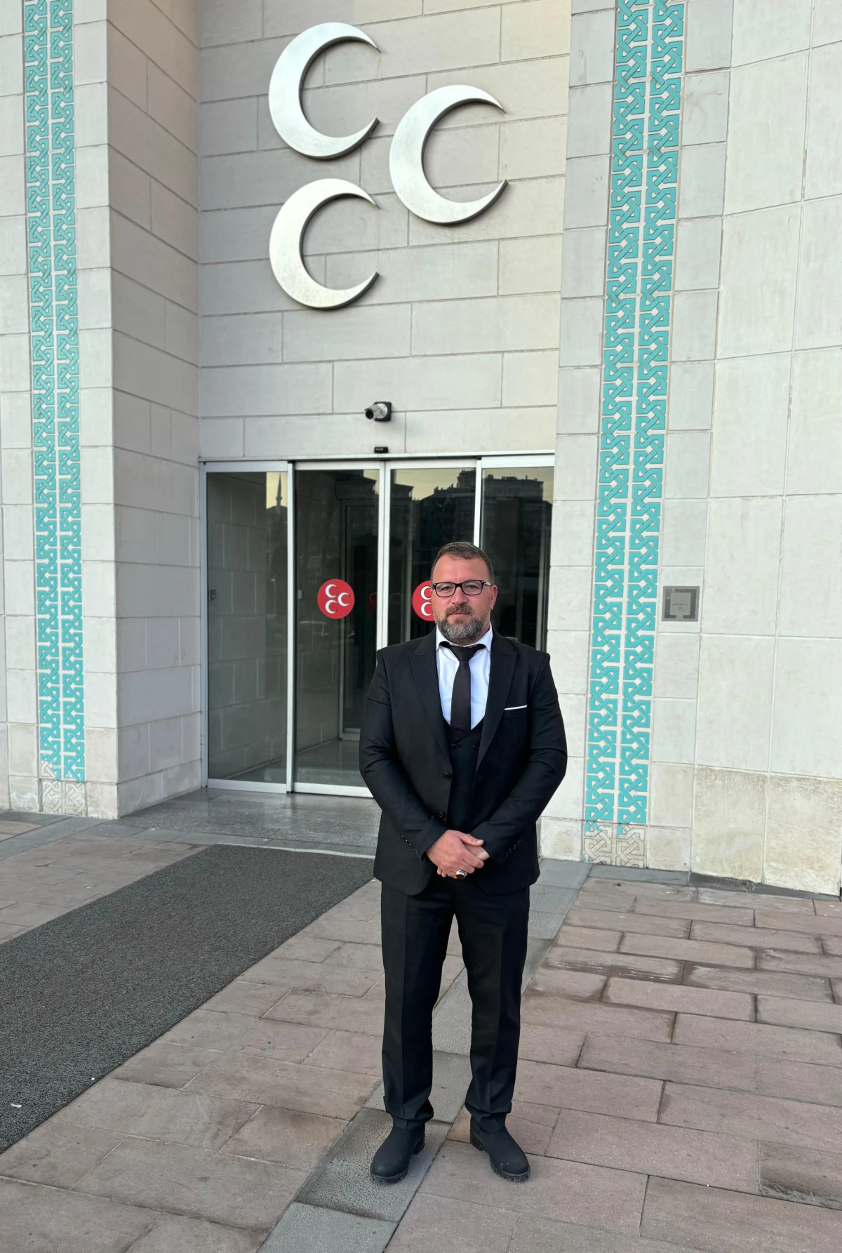 Yandık, ama küllerimizden yeniden yeşereceğiz!